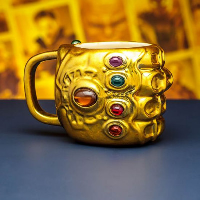 Avengers Infinity War - Thanosova ruka