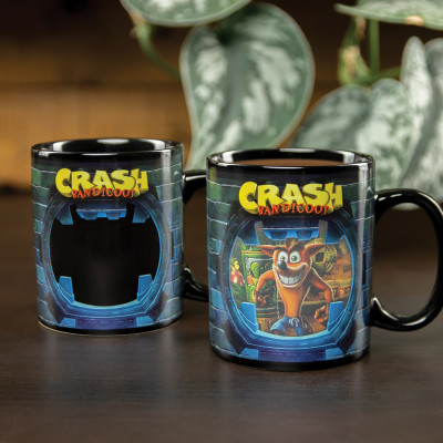 Crash Bandicoot - hrnek Crash teplocitlivý