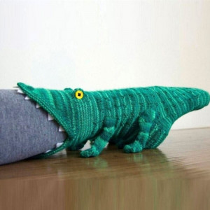 Kötött zokni - krokodil